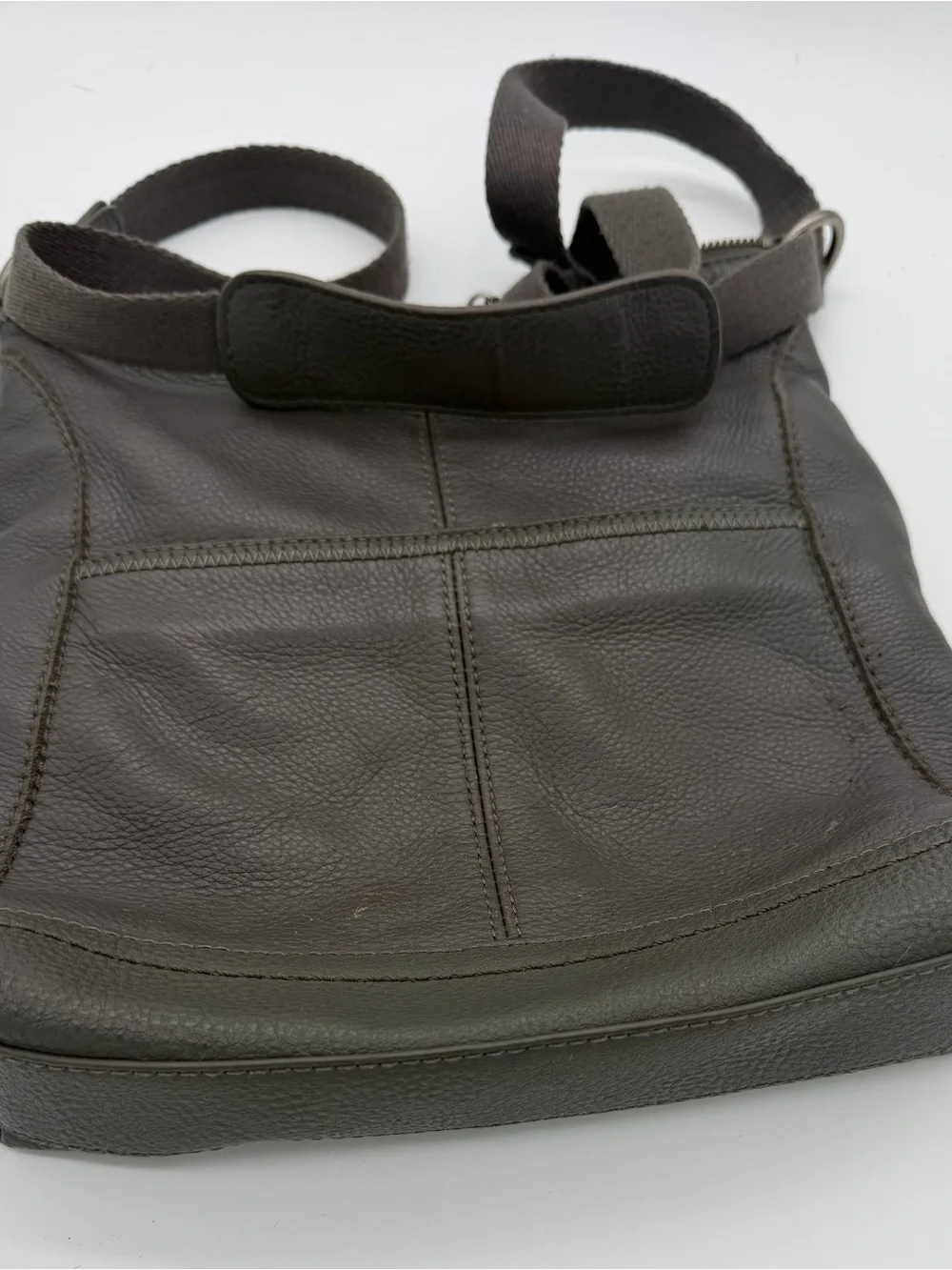 The Sak Brown Leather Messenger Crossbody Bag